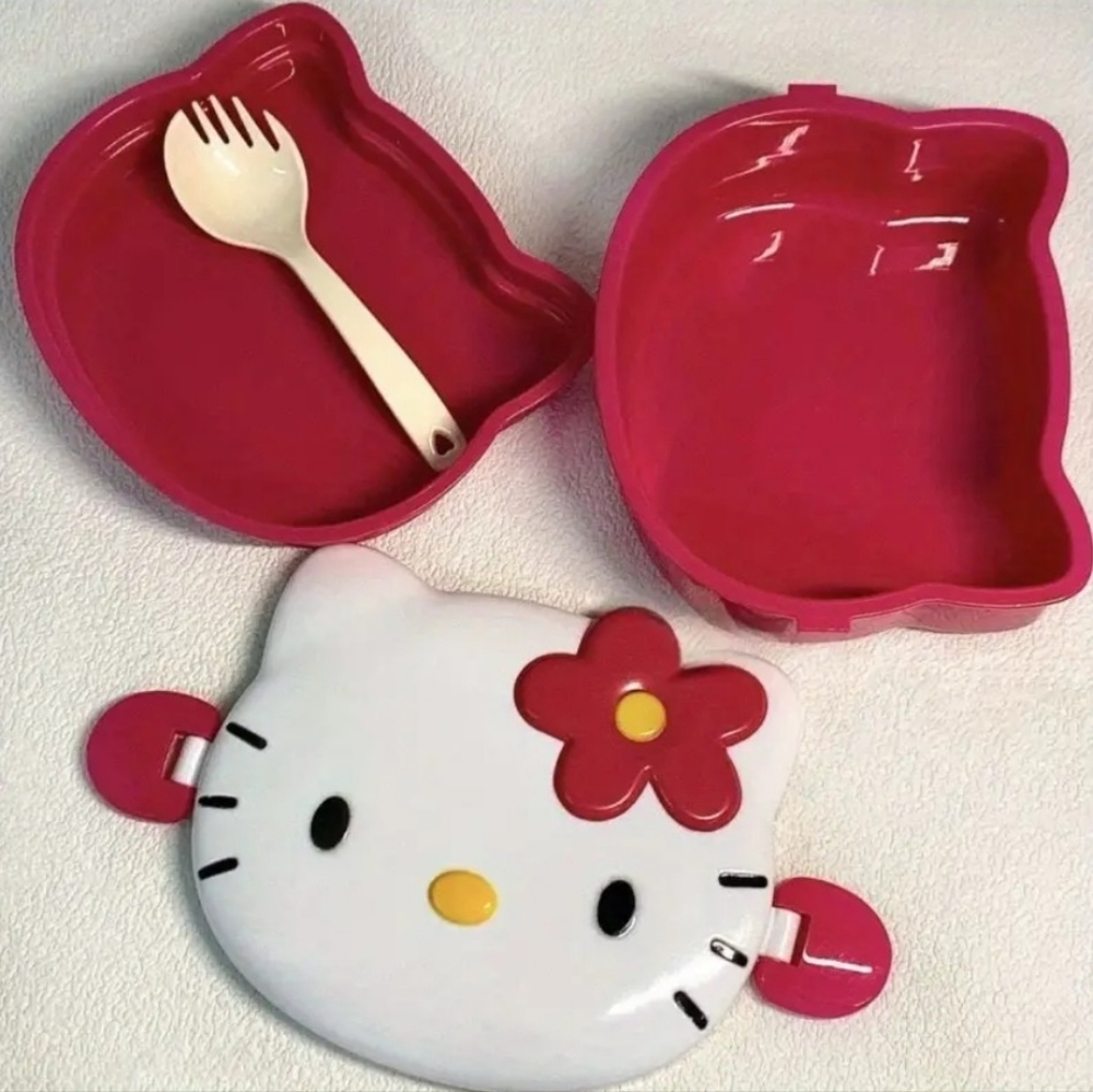 Hello Kitty SKATER Plastic Dinner Lunch Food Tray Plate for children.